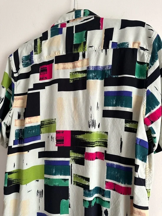 Nuon • Relaxed Fit Viscose Multicolor Abstract Shirt - Picture 9 of 9